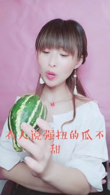 娱乐吃瓜酱有趣的灵魂,揭秘娱乐圈那些有趣的灵魂